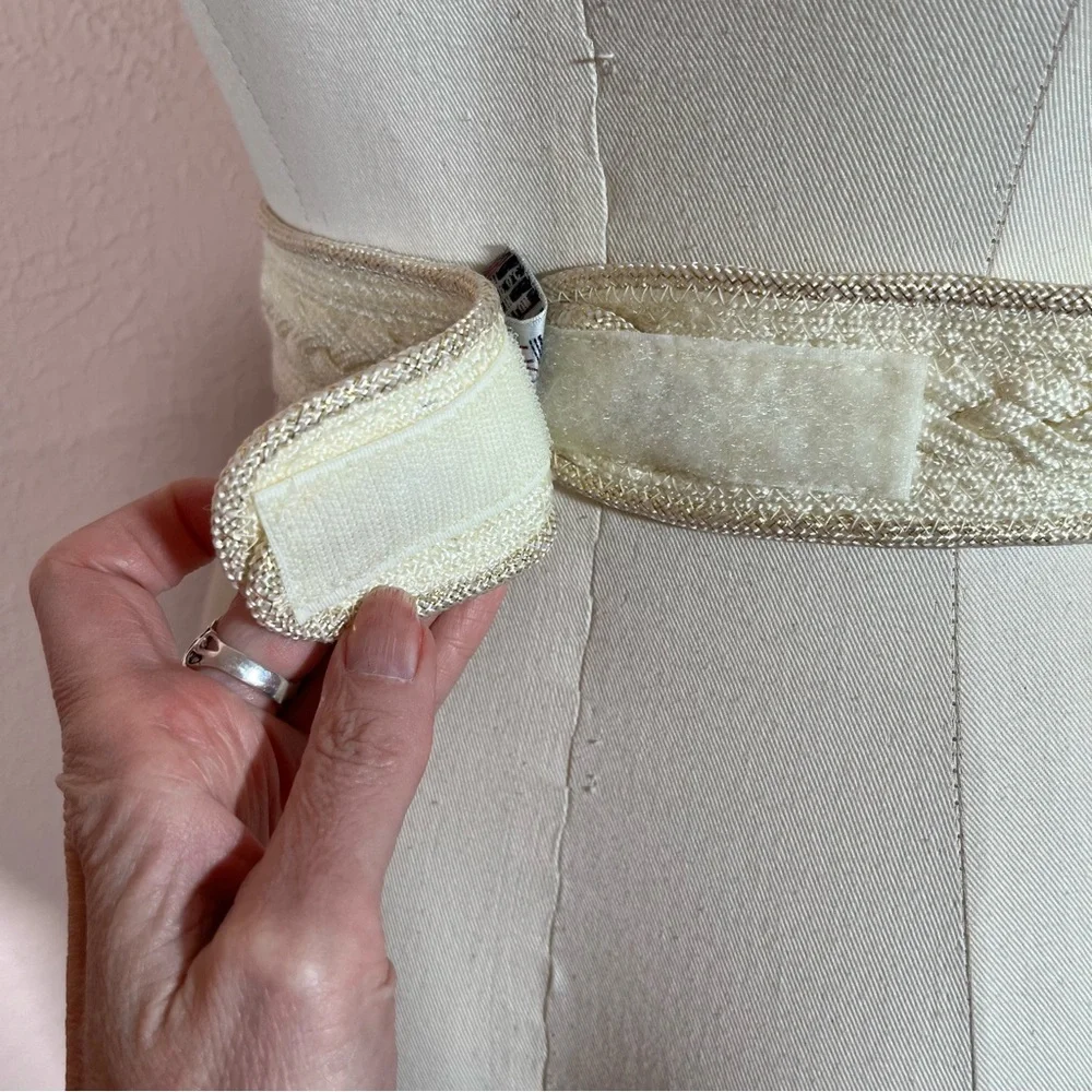Vintage 1980's -90's Retro Boho Cream woven fabric southwestern wide belt